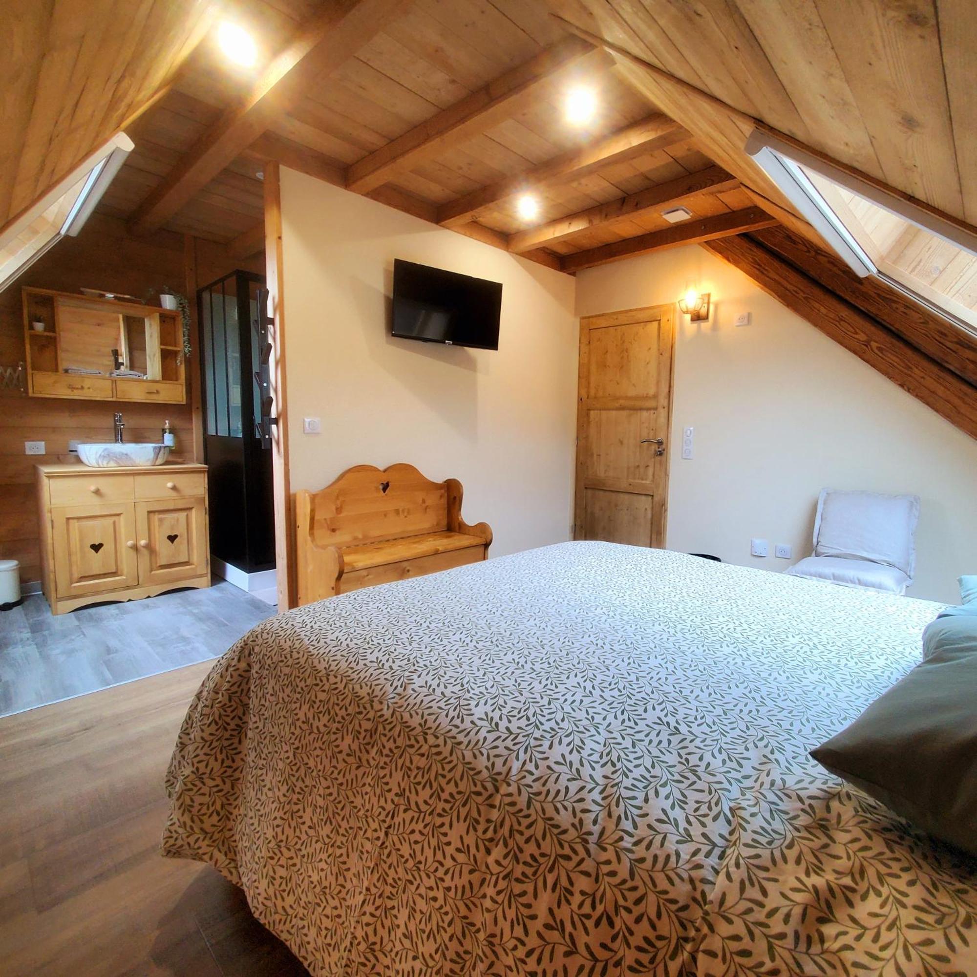 Del Vino Bar A Vin & Guitares Appartement Sauna Terrasse Garage Orchamps-Vennes 외부 사진