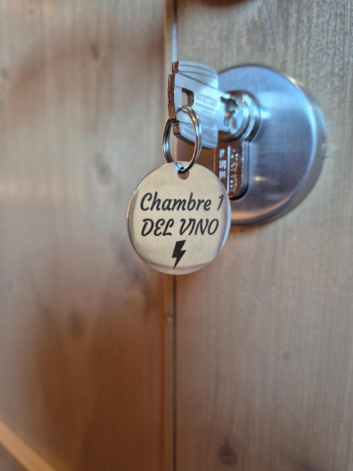 Del Vino Bar A Vin & Guitares Appartement Sauna Terrasse Garage Orchamps-Vennes 외부 사진