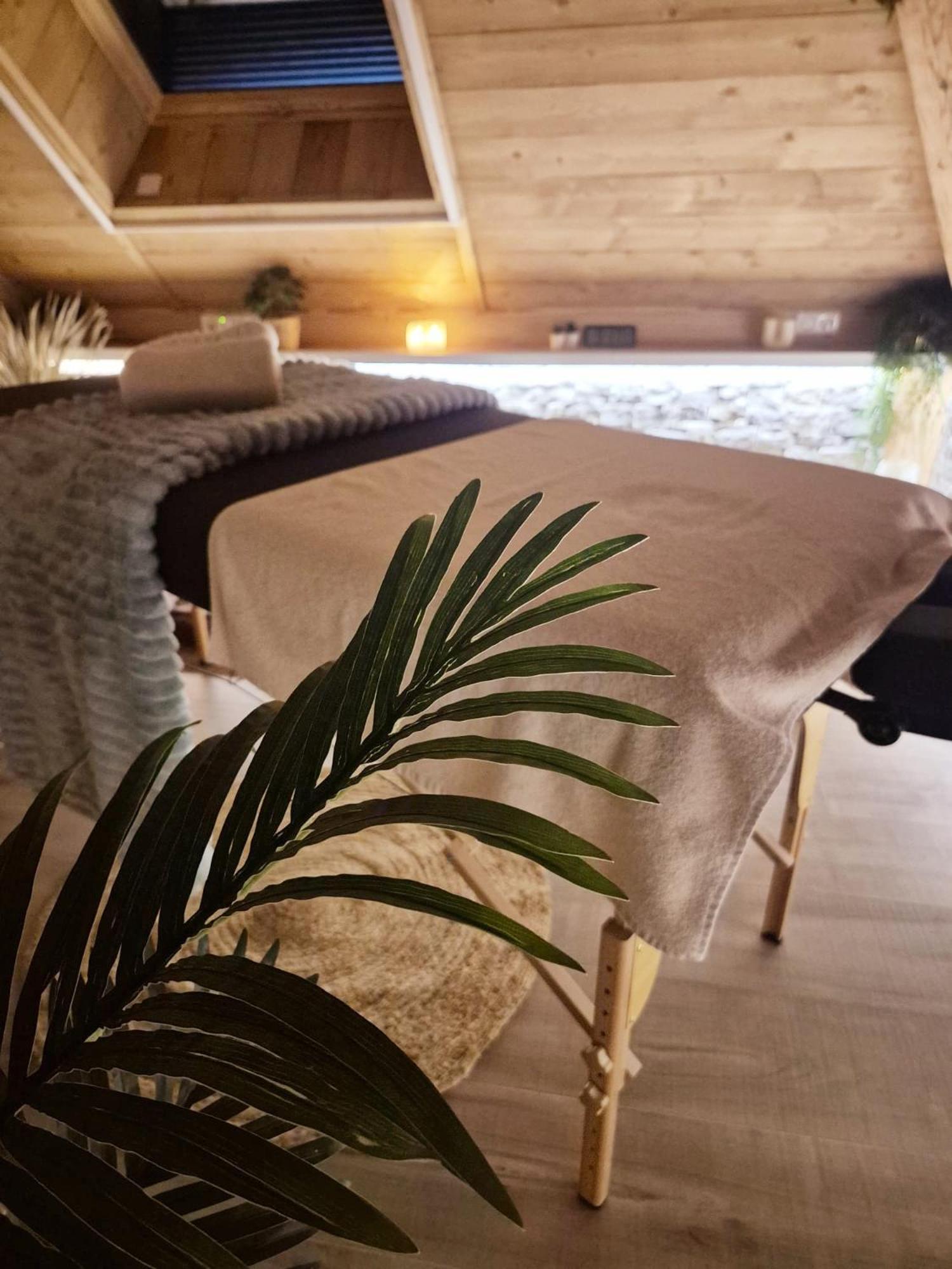 Del Vino Bar A Vin & Guitares Appartement Sauna Terrasse Garage Orchamps-Vennes 외부 사진